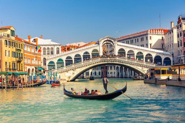 Những cây cầu ở Venice