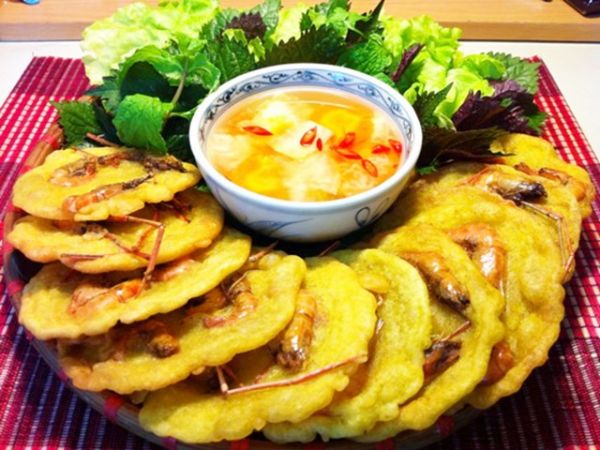 10 món ăn nổi tiếng nhất của Hà Nội - Bánh tôm