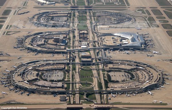 Sân bay quốc tế Dallas, Mỹ