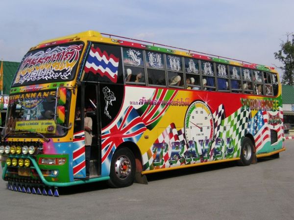 Từ Bangkok đi Chiang Mai bằng xe bus