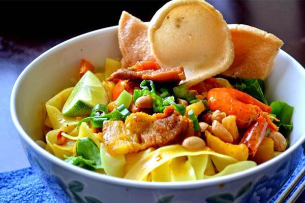Mỳ quảng – Món ăn ngon Đà Nẵng không thể chối từ