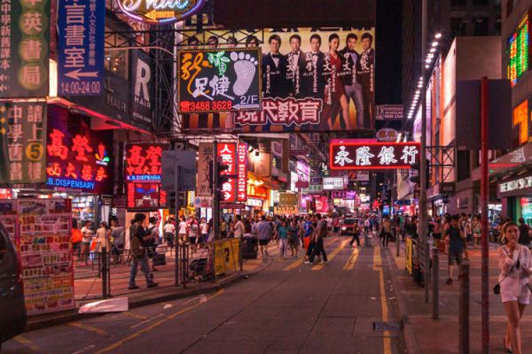 Chợ đêm Temple Street – khu chợ phố nổi tiếng Hong Kong