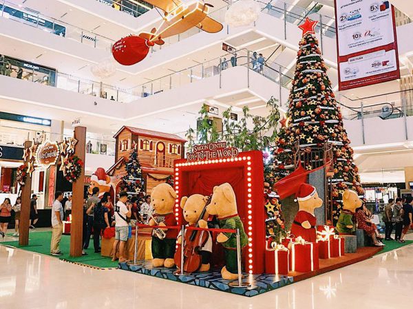 AEON Mall ngày Giáng sinh
