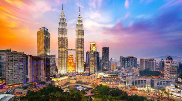 Tòa tháp đôi Petronas Twin Towers