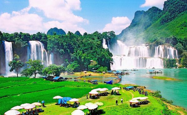 Thác Bản Giốc - một trong số những thác nước tuyệt đẹp trên thế giới