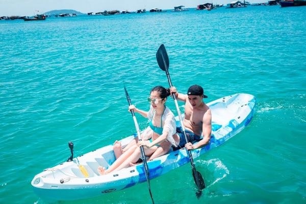 Chèo thuyền kayak ở Phú Quốc