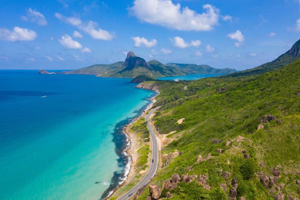 Côn Đảo là một điểm du lịch nổi tiếng của tỉnh Bà Rịa - Vũng Tàu