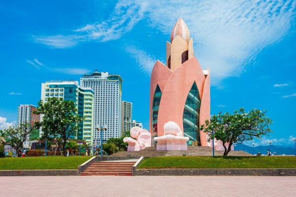 Tháp Trầm Hương - Biểu tượng của thành phố Nha Trang