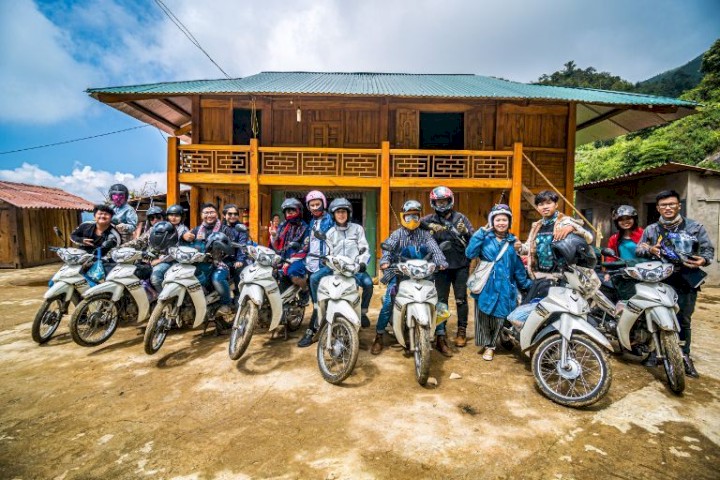 Từ Hà Nội đi Điện Biên bằng xe máy được nhiều bạn trẻ lựa chọn