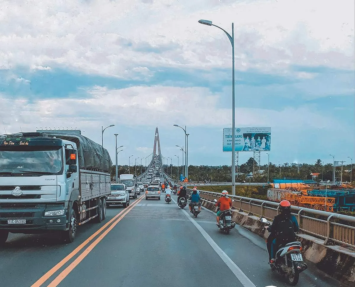 Từ Sài Gòn đi Kiên Giang bạn có thể di chuyển bằng xe máy