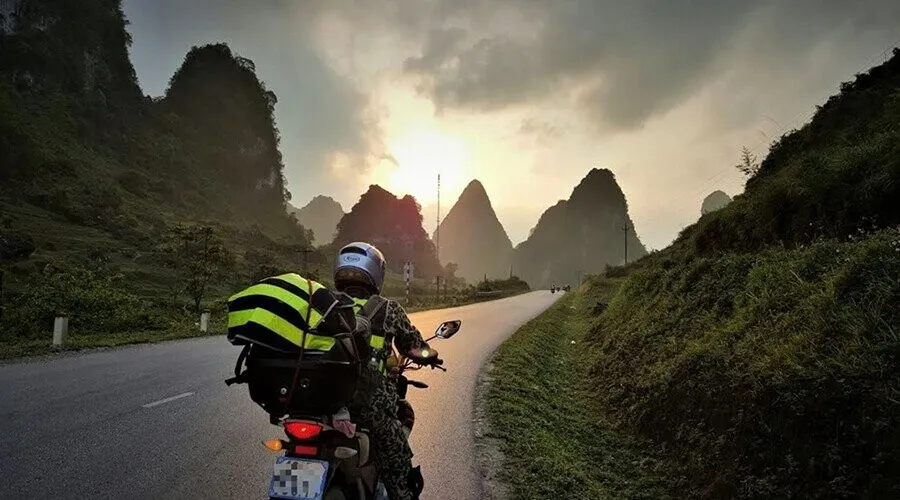 Phượt xe máy đi Hưng Yên mang đến cho bạn nhiều trải nghiệm thú vị