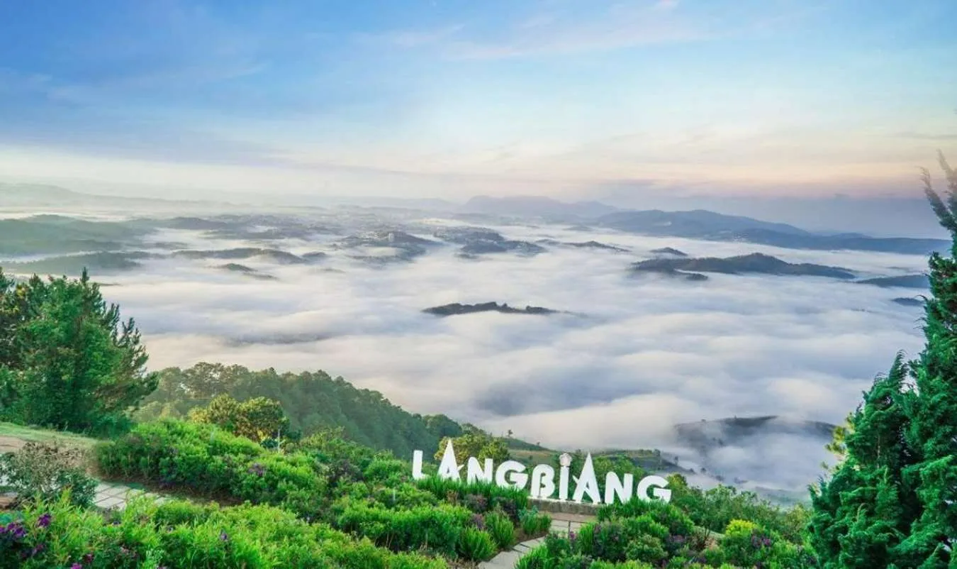 Khám phá đỉnh núi Langbiang - Đỉnh núi cao nhất Đà Lạt