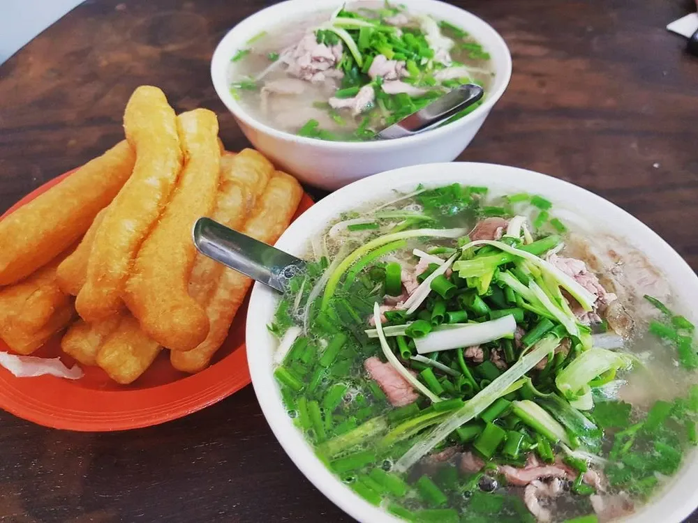 Thưởng thức phở Hà Nội - Món ăn làm nên tên tuổi của ẩm thực Việt Nam